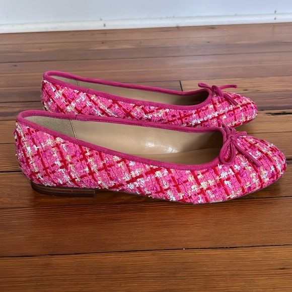 Ann Taylor Adorable Classic Pink Tweed Ballet Flats with a Bow - Size 7 - Picture 7 of 12